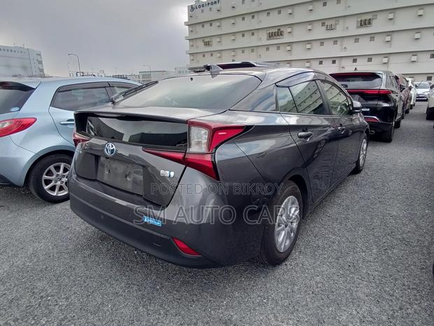 Toyota Prius S Safety Plus 2 Grey 2021