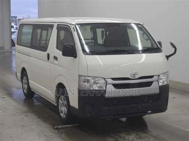 Toyota Hiace dx package key 2021