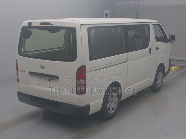 Toyota Hiace dx package key 2021