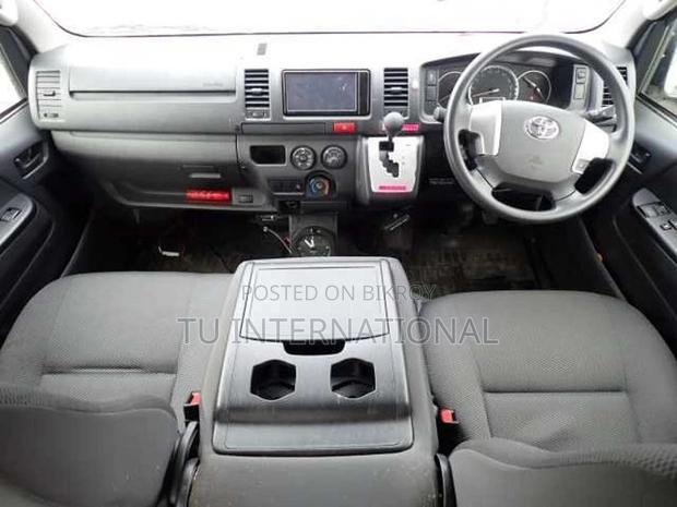 Toyota Hiace dx package key 2021