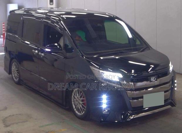 Toyota Noah HYBRID PKG.SI WXB 2021