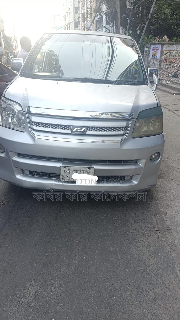 Toyota Noah x 2002
