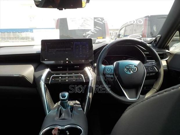 Toyota Harrier Z Leather Pack. 2020