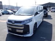 Toyota Noah Non Hybrid SZ Pearl 2022 for sale