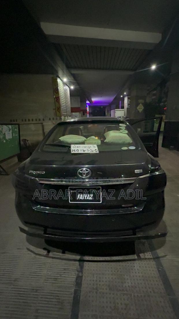 Toyota Premio 2017