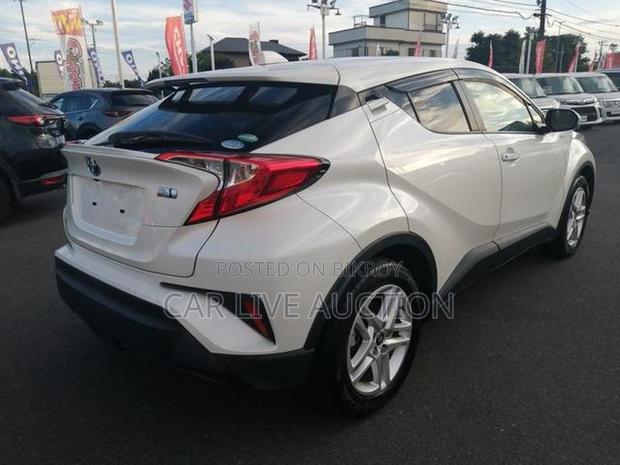 Toyota C-HR Hybrid 2021