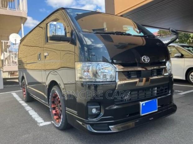 Toyota Hiace SUPER GL FULL LOAD 2022
