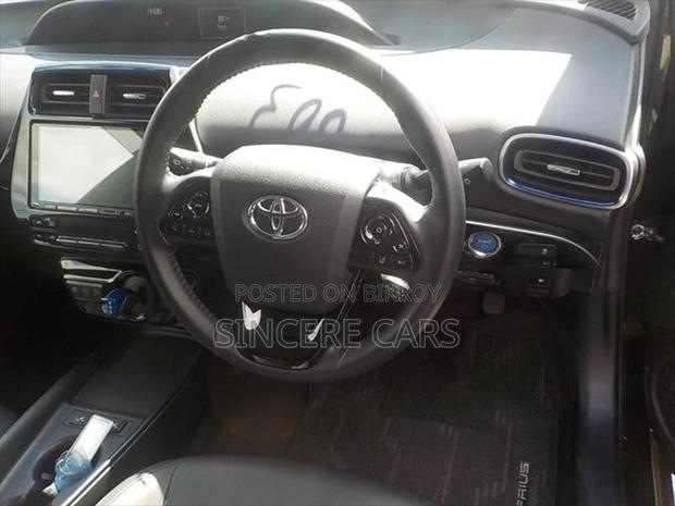 Toyota Prius S TOURING SELECTION 2020