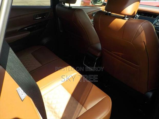 Toyota Harrier Progress Pack. 2020