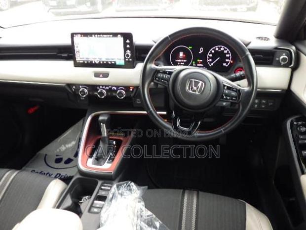 Honda Vezel E PLAY PACKAGE 2021