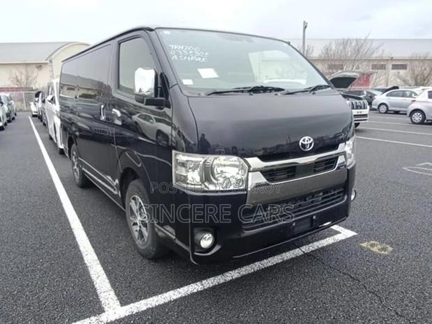 Toyota Hiace SUPER GL DARK PRIME 2021
