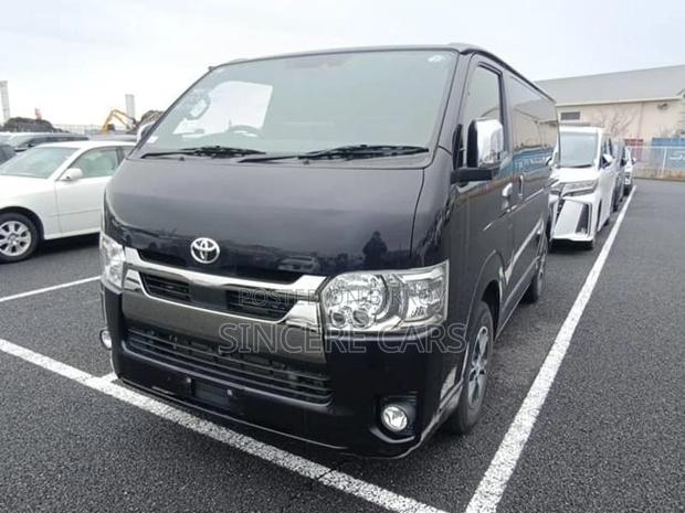 Toyota Hiace SUPER GL DARK PRIME 2021