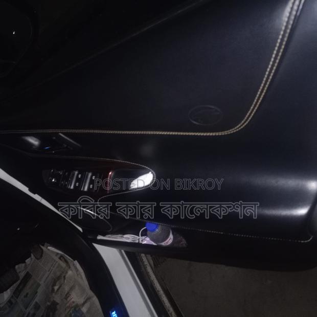 Toyota Harrier advance premium 2014