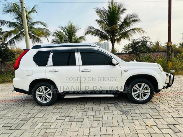 Nissan X-Trail জীপ 2009