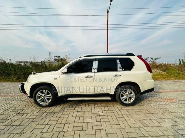Nissan X-Trail জীপ 2009
