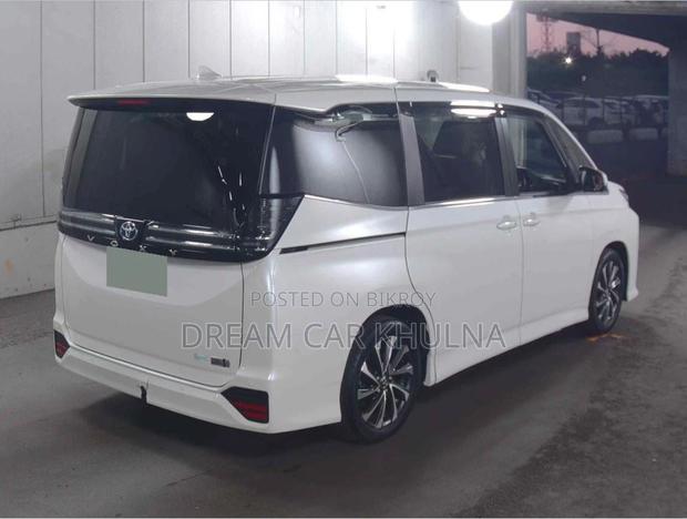 Toyota Voxy S-Z Full Option 2023 2026