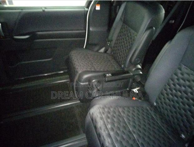 Toyota Voxy S-Z Full Option 2023 2026