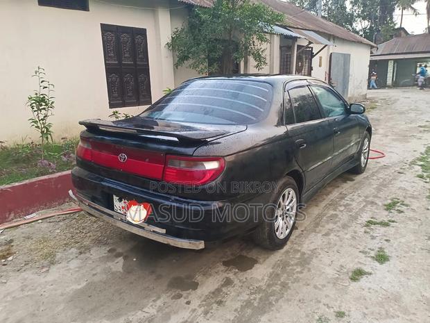 Toyota Carina . 1997