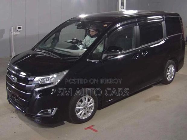 Toyota Noah Hybrid G Black 2021