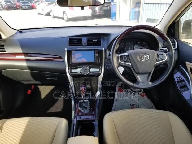 Toyota Premio F- EX 2021