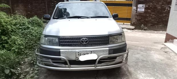 Toyota Probox dx 2011