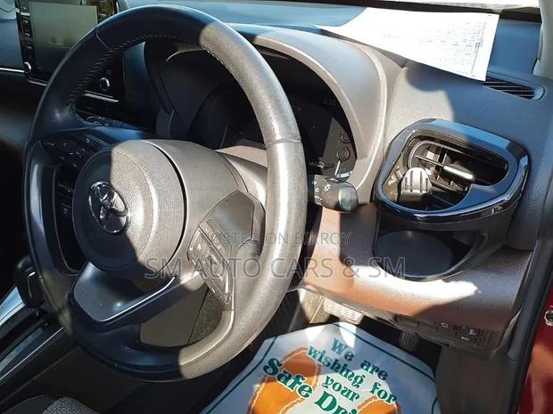 Toyota Yaris Cross Z Red 2 Tone 2021
