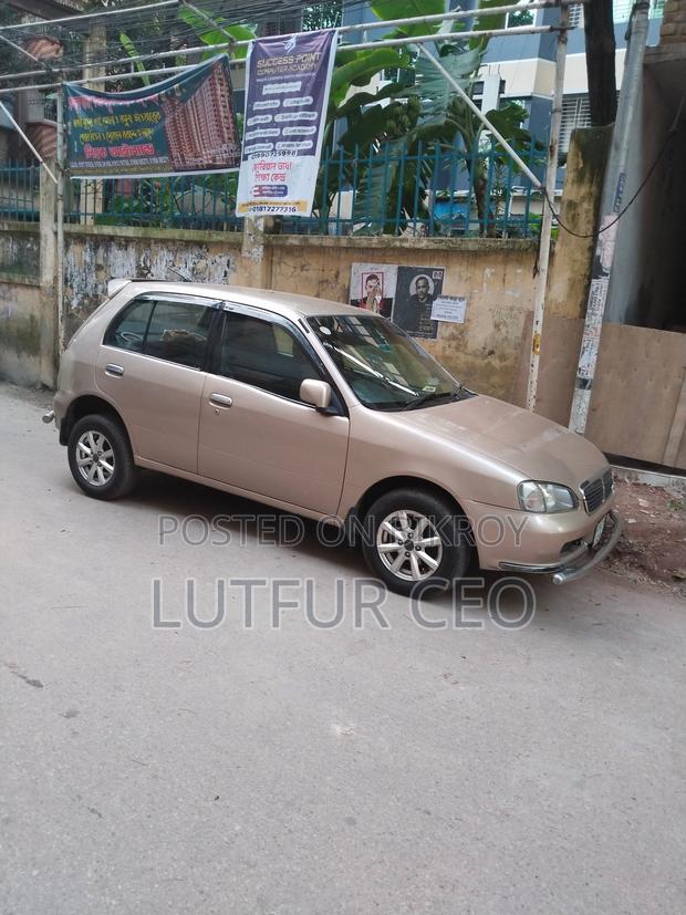 Toyota Starlet CARET 2000