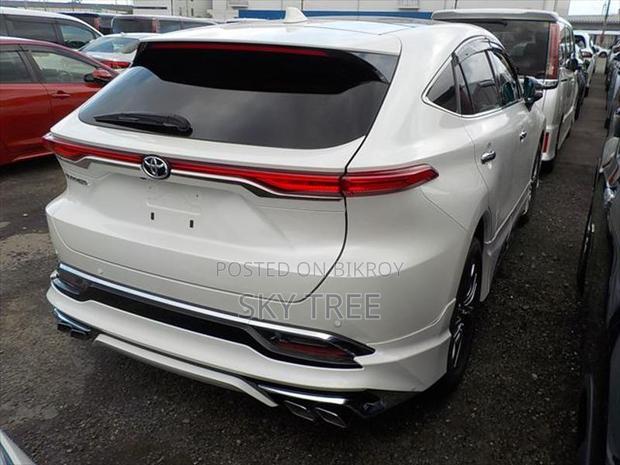 Toyota Harrier Z Pack. 2021
