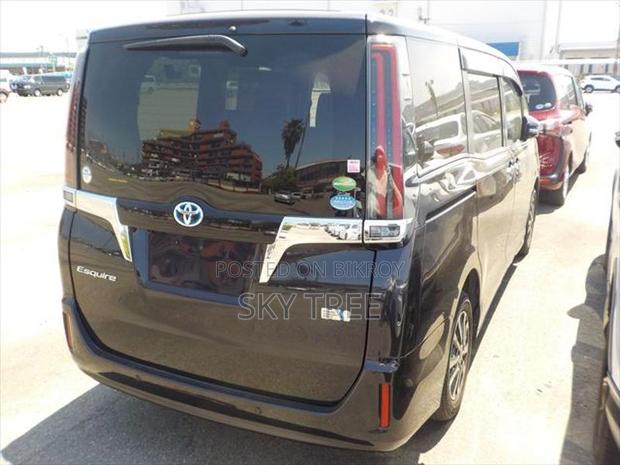 Toyota Esquire Gi Pack. 2020