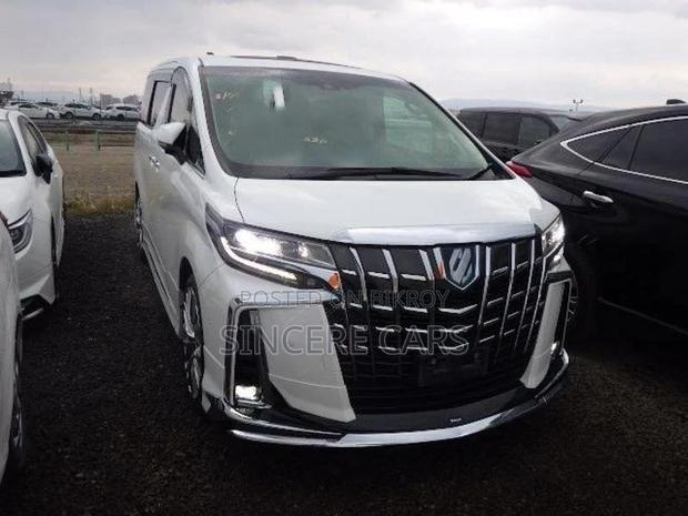 Toyota Alphard EXECUTIVE LOUNGE HYB 2021