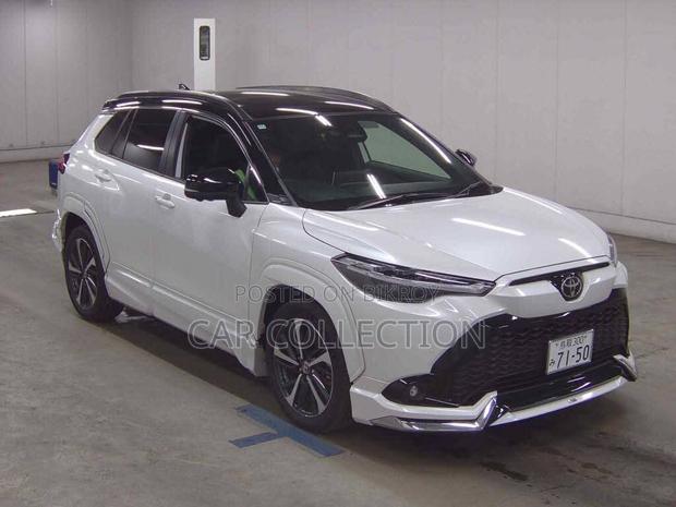 Toyota Corolla Cross Z Leather HV Pearl 2024
