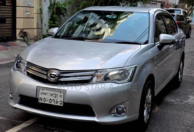 Toyota Axio Corolla X Cng 2014