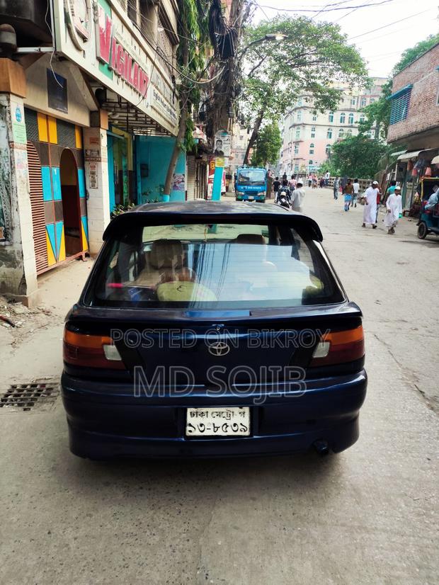 Toyota Starlet . 1995