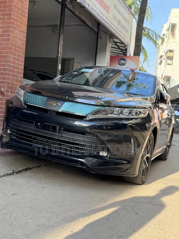 Toyota Harrier premium-pkg 2020