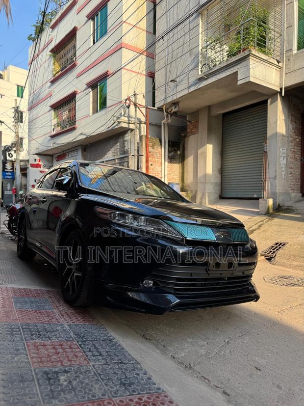 Toyota Harrier premium-pkg 2020