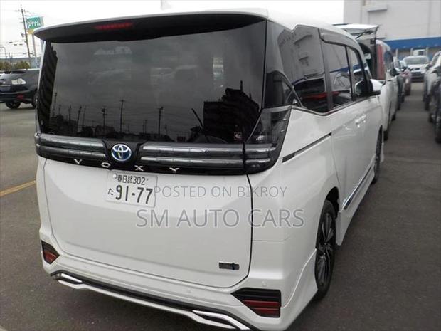 Toyota Voxy Hybrid SZ Pearl New 2022