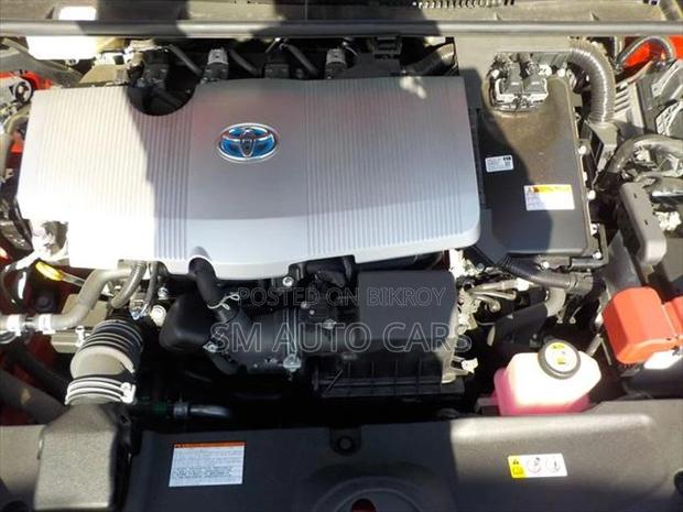 Toyota Prius S Touring Selection 2021