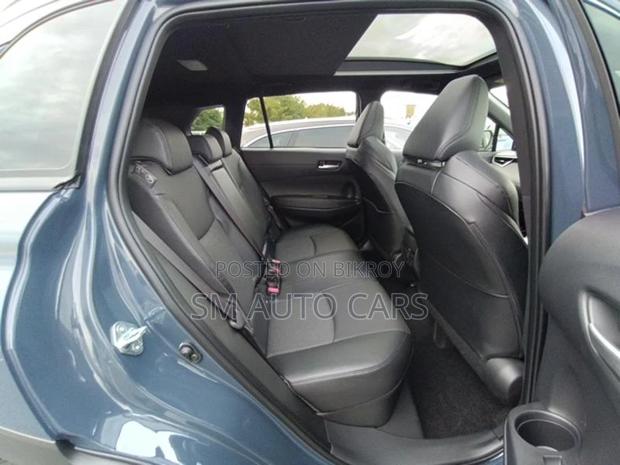 Toyota Corolla Cross Z Massive Grey 2026
