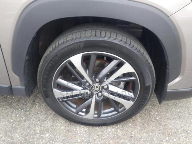 Toyota Corolla Cross Z Bronze Hardtop 2022