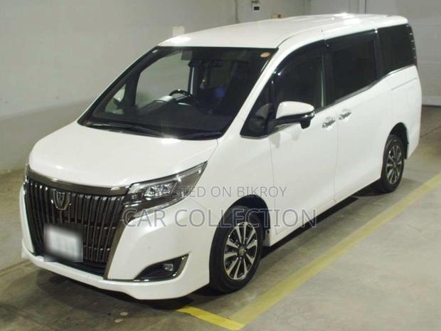 Toyota Esquire 2020