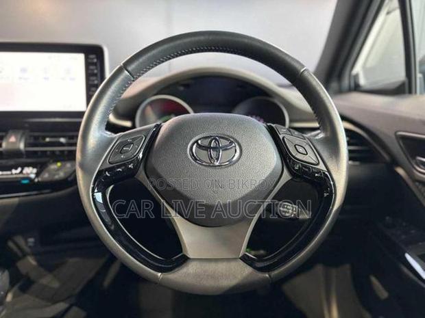 Toyota C-HR Hybrid G 2021
