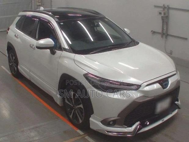 Toyota Corolla Cross Z Pearl Full Option 2021