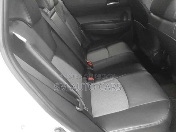 Toyota Corolla Cross Z Pearl Full Option 2021