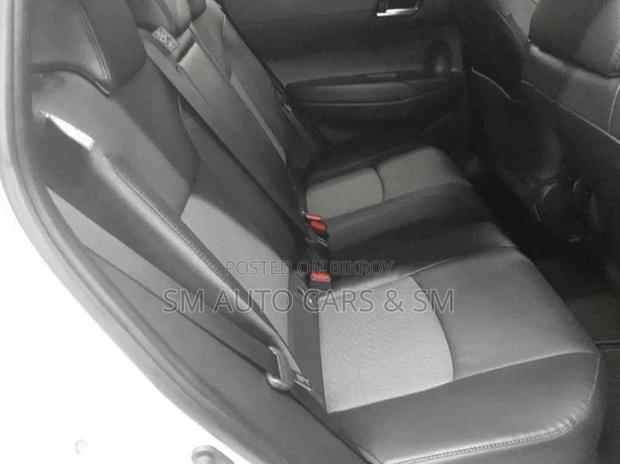 Toyota Corolla Cross Z Pearl Full Option 2021