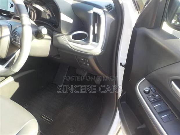 Toyota Noah SZ HYB 4.5POINT 2024