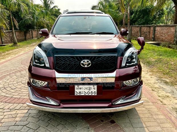 Toyota Prado . 2003