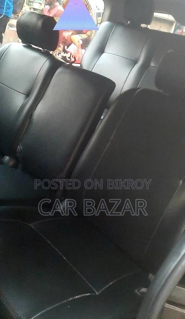 Toyota Hiace Super GL Black 2012