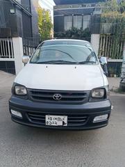 Toyota Noah 2.0 FWD (8 Seater) 2006 White for sale