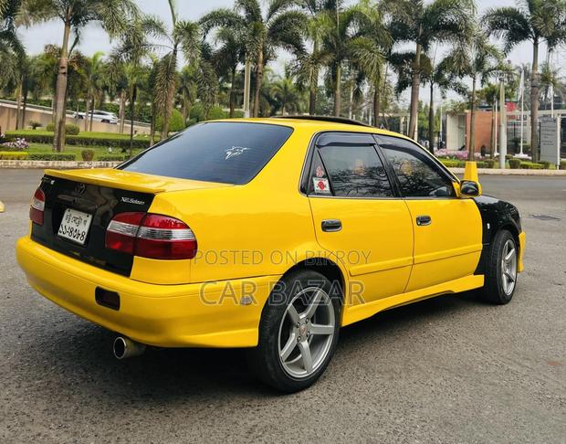 Toyota Corolla 110 SE. L Sunroof 1998