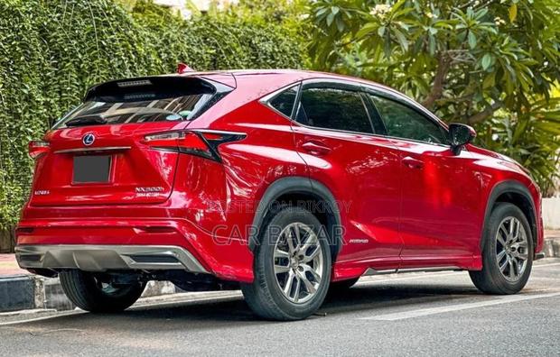 Lexus NX 300H L PACKAGE 2016